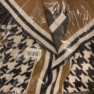 White House Black Market | Jackets u0026 Coats | White House Black Market  Houndstooth Stripe Sweater Coat Size Xxsp | Poshmark